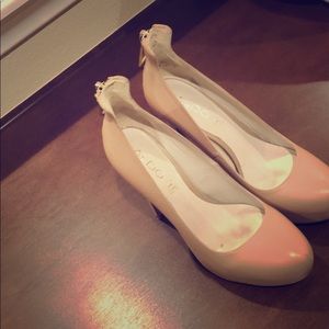 Tan leather Aldo high heels